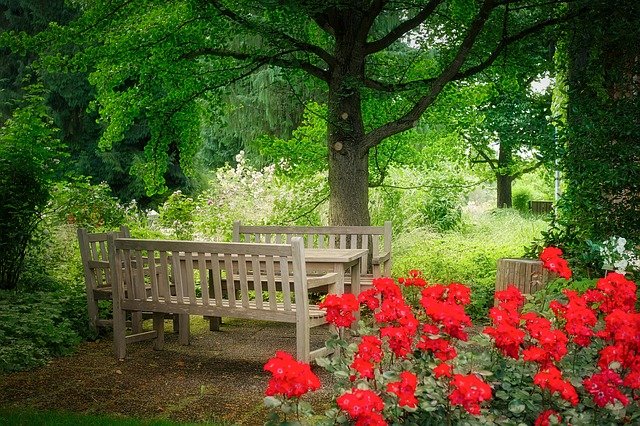 Choisir un salon de jardin : les points à vérifier