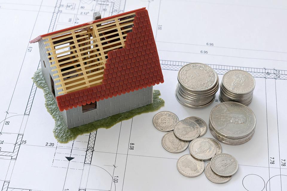 Comment estimer correctement le coût total de la construction d'une maison neuve ?